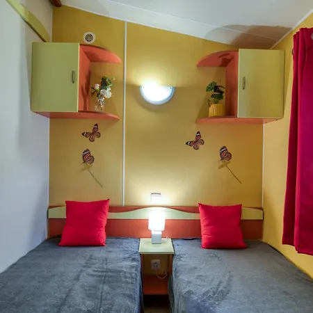 Mobil-home Les Amandiers جالارجو له مونتو