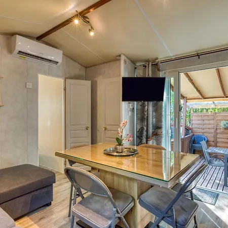 Mobil-home Les Amandiers *