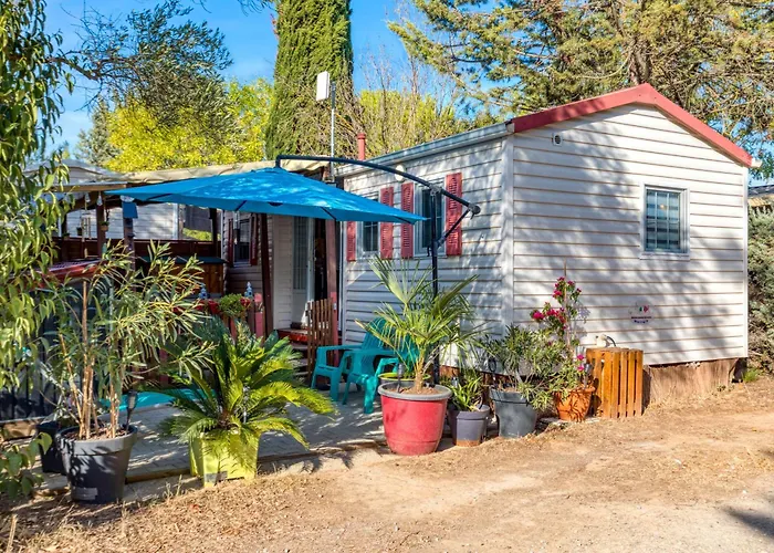 Mobil-home Les Amandiers Holiday home