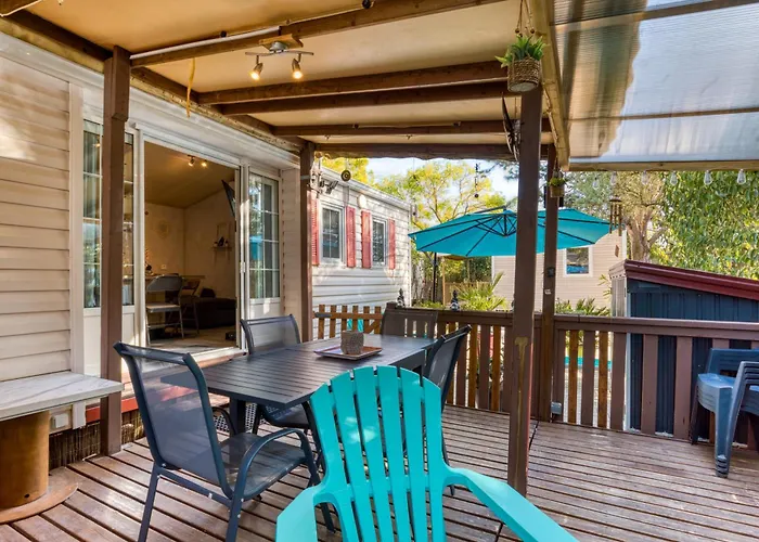 Holiday home Mobil-home Les Amandiers