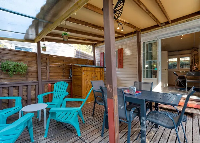 Mobil-home Les Amandiers Holiday home